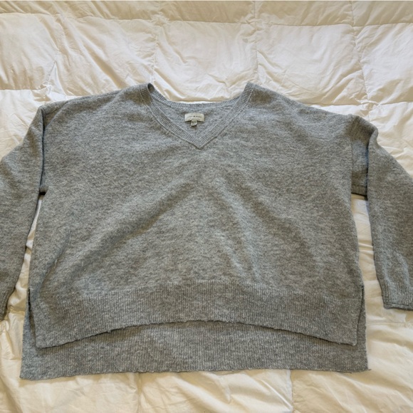 Lucky Brand - Women’s crop Sweater - Picture 1 of 3
